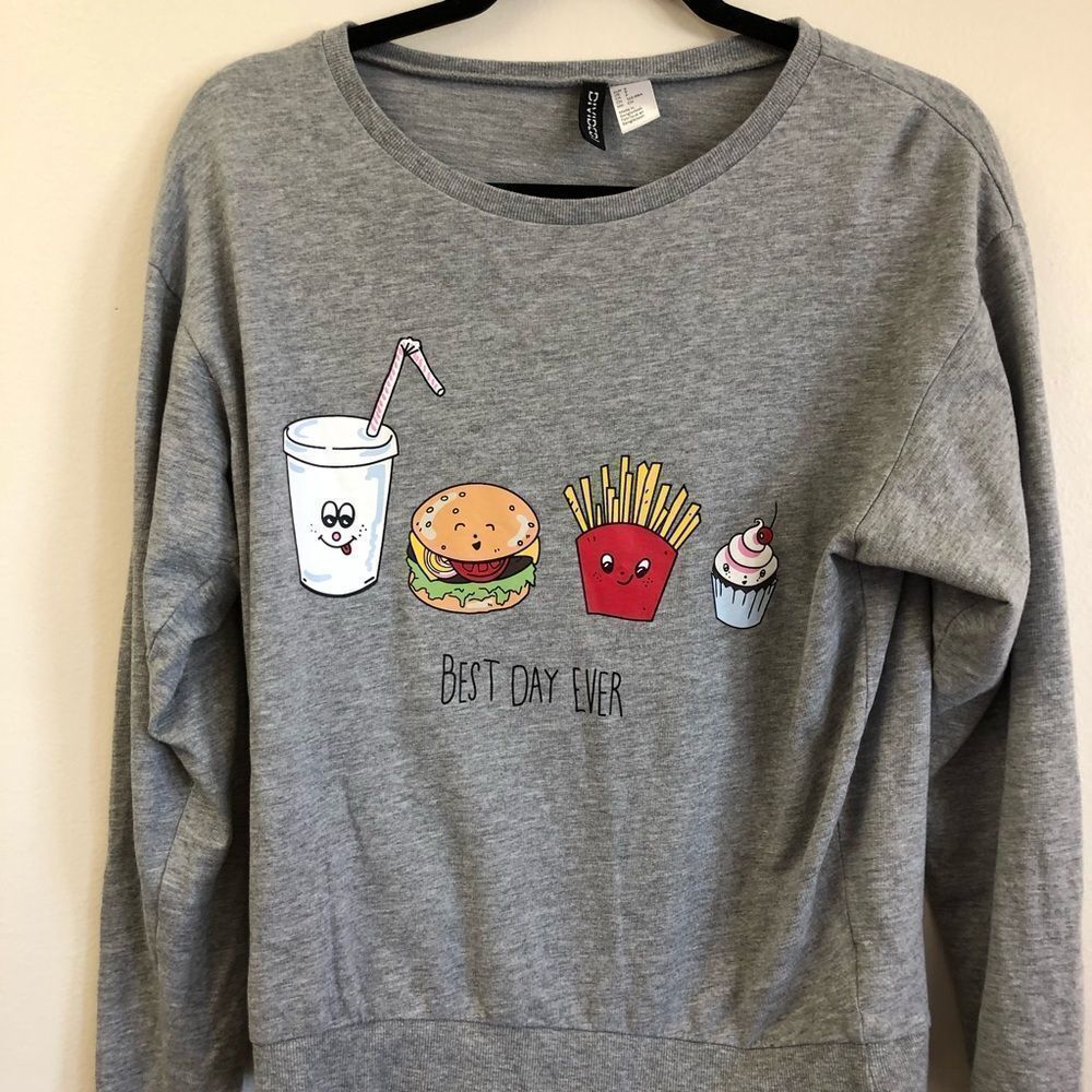 🔅Divided Gray Best Day Ever Sweatshirt Size Small